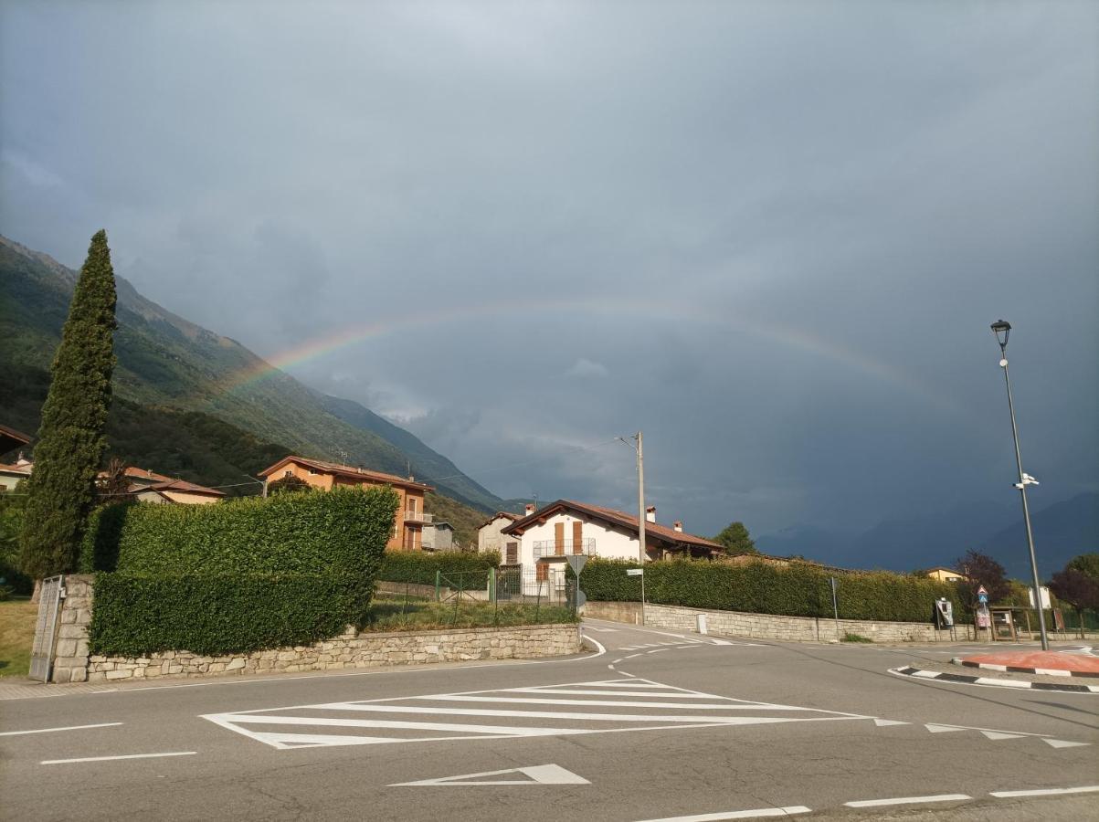 Lake And Mountains Valtellina 두비노 외부 사진